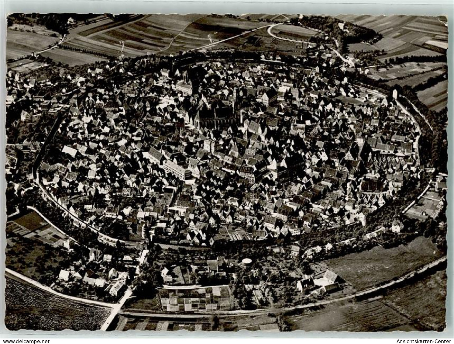 39218013 - Noerdlingen