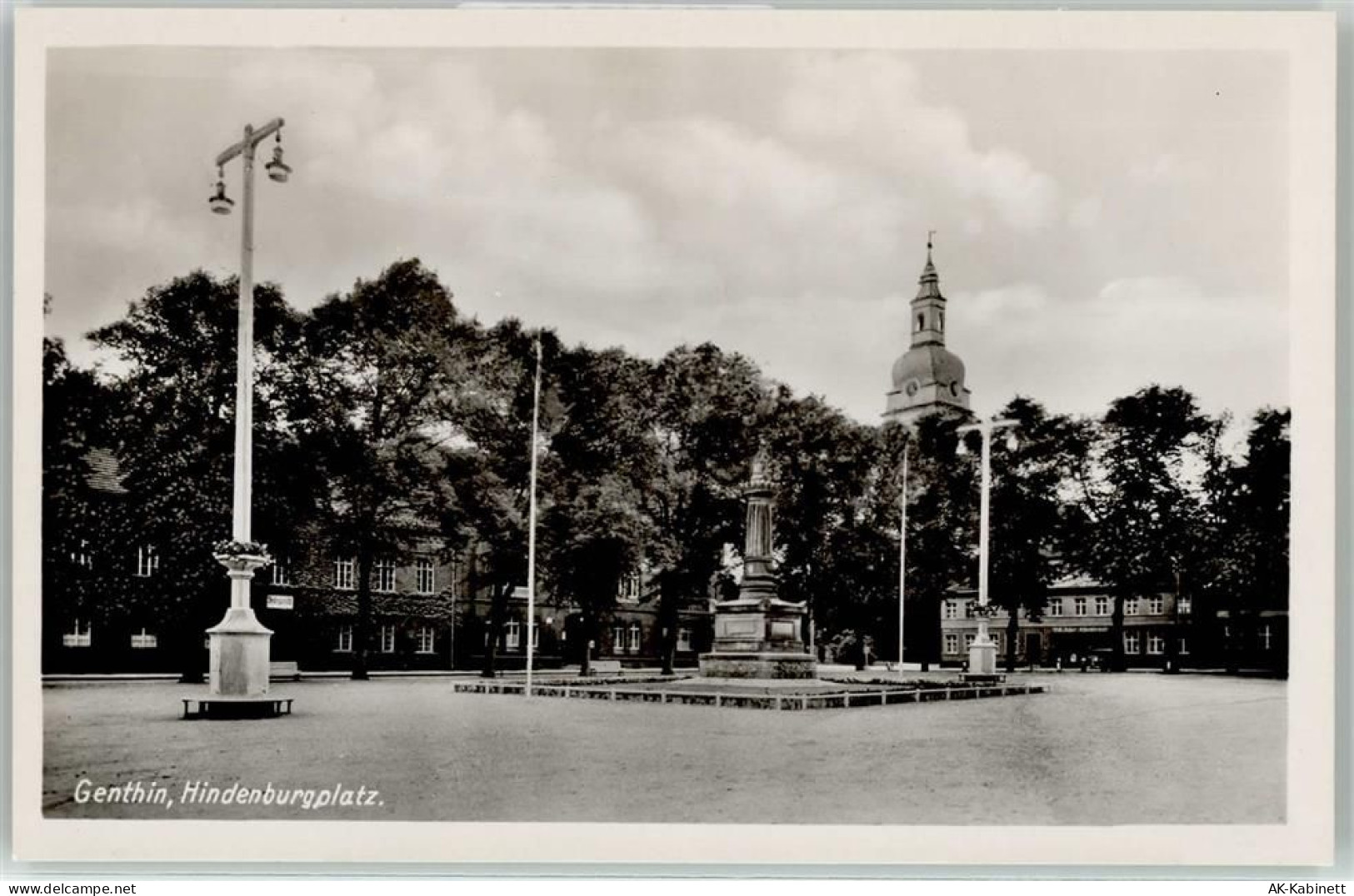 39307 O3280 Genthin - Hindenburgplatz Denkmal - 52007516
