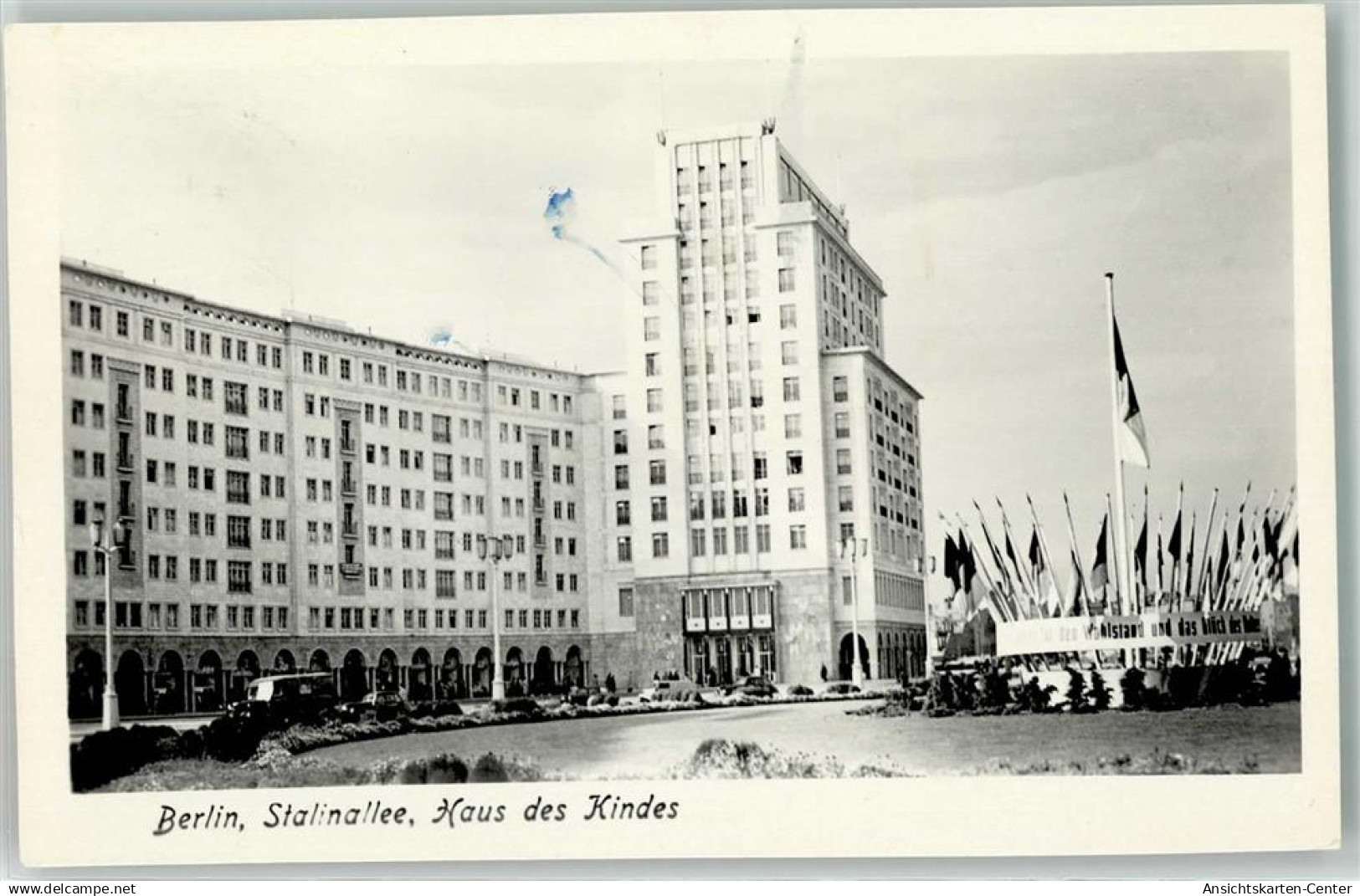 39356672 - Friedrichshain