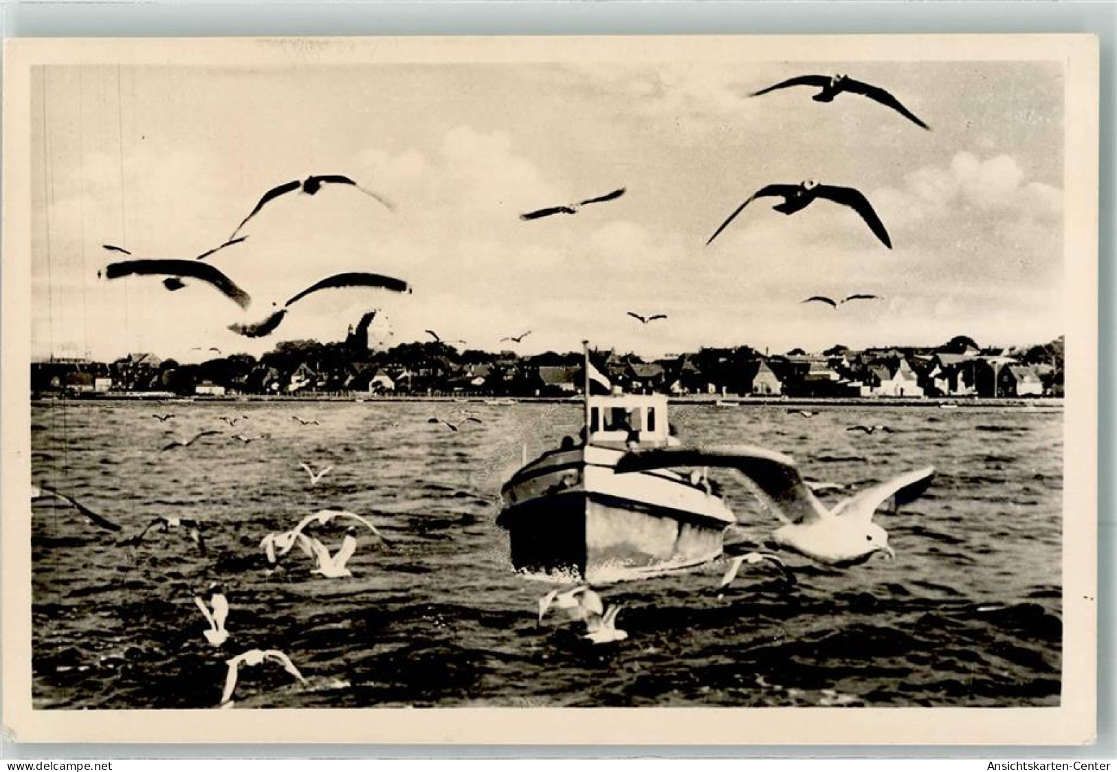 39447747 - Heiligenhafen , Holst