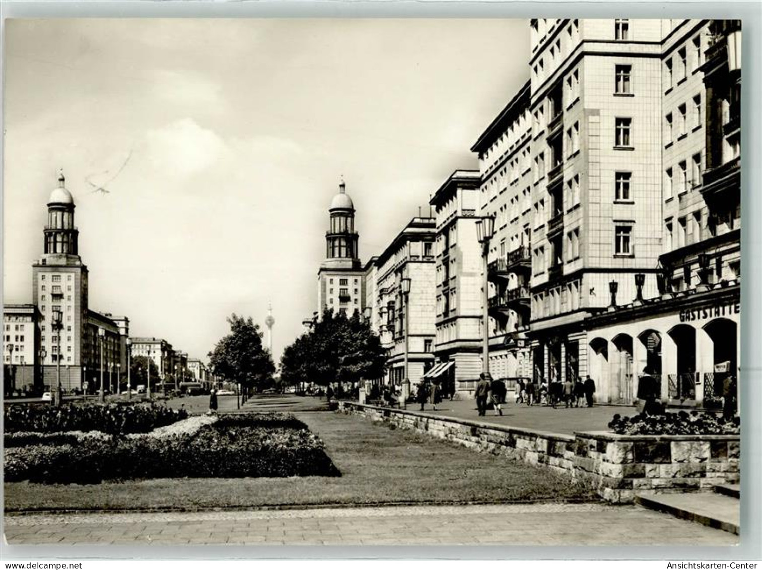 39448257 - Friedrichshain