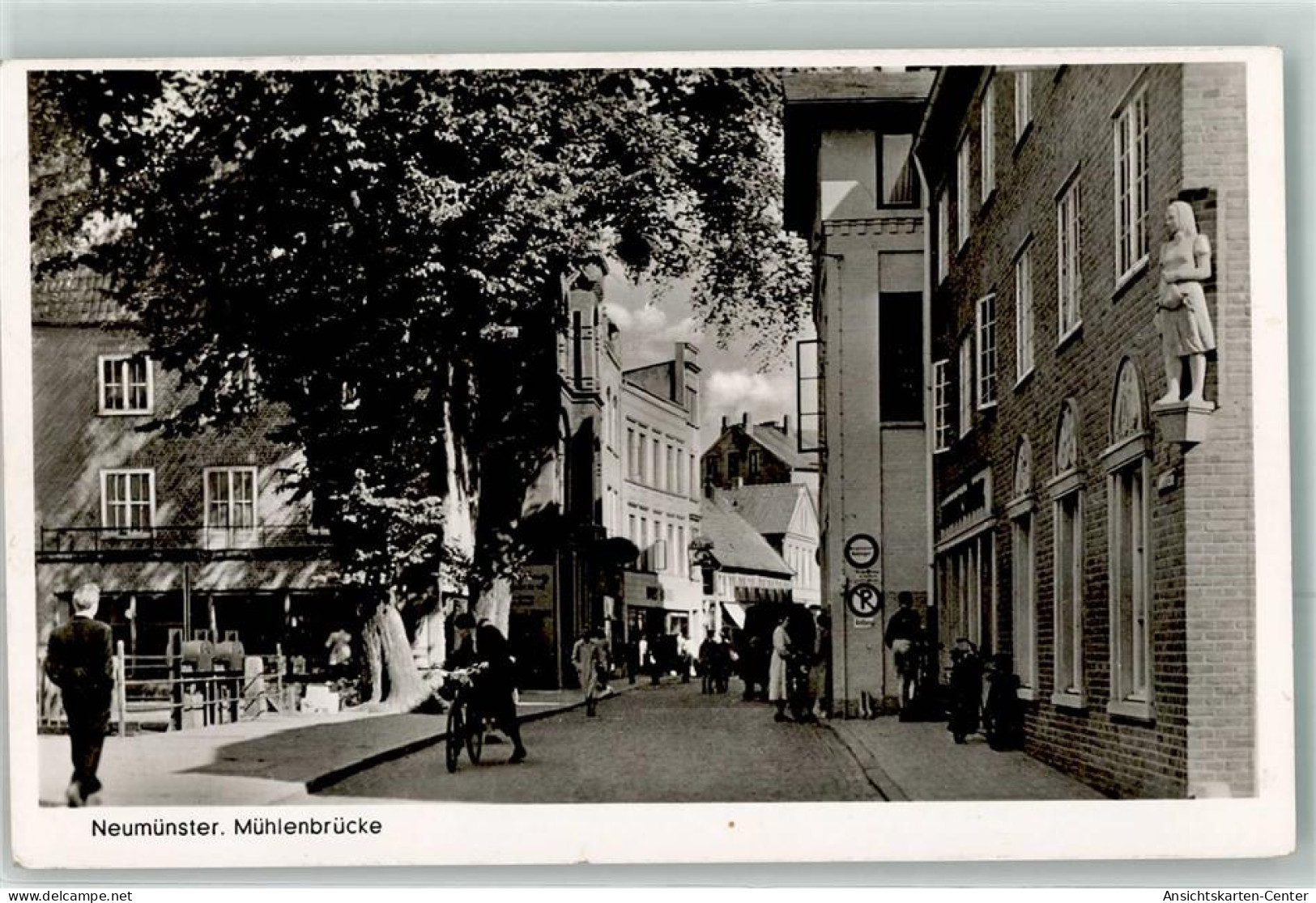 39451059 - Neumuenster , Holst