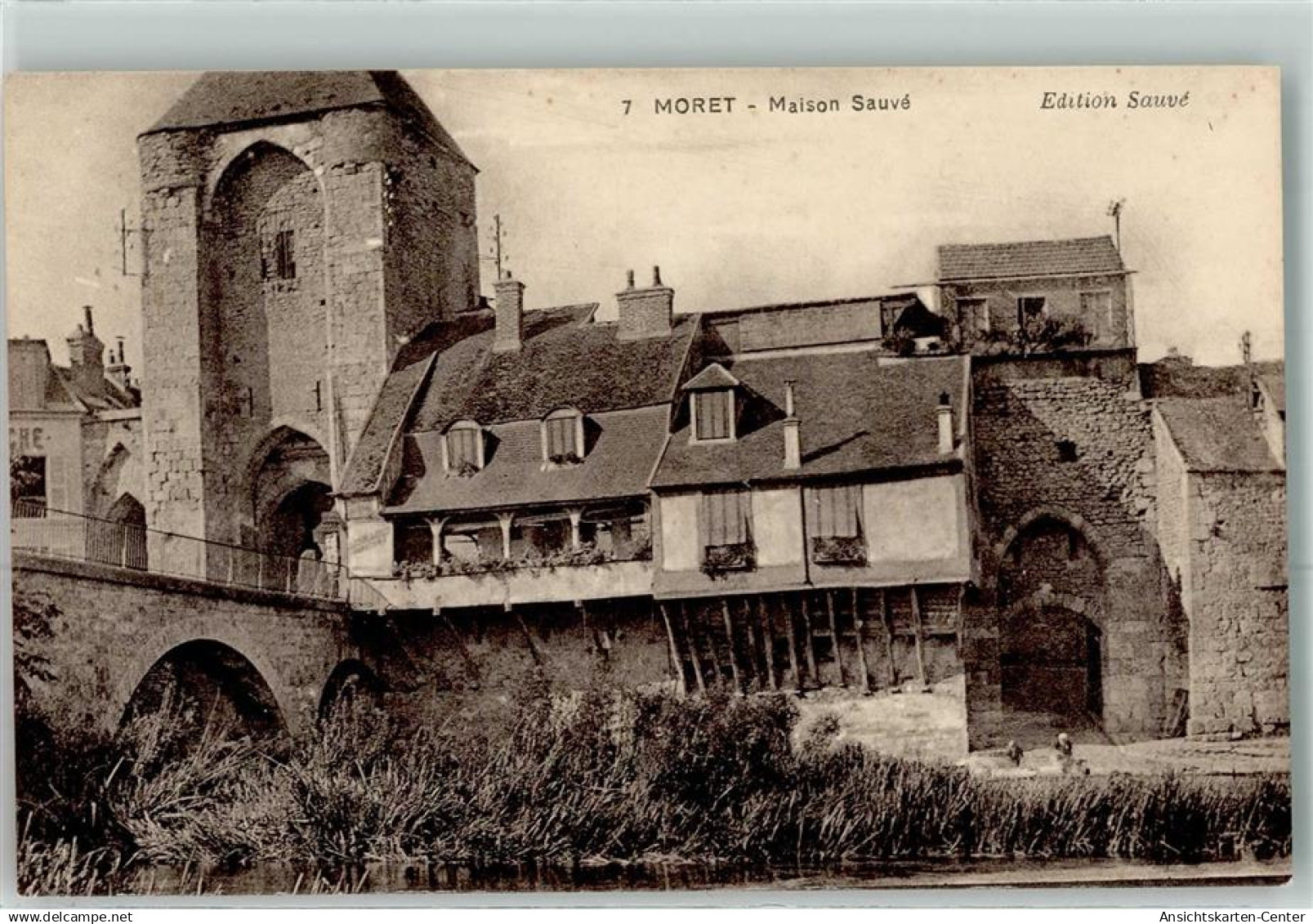 39469975 - Moret-sur-Loing