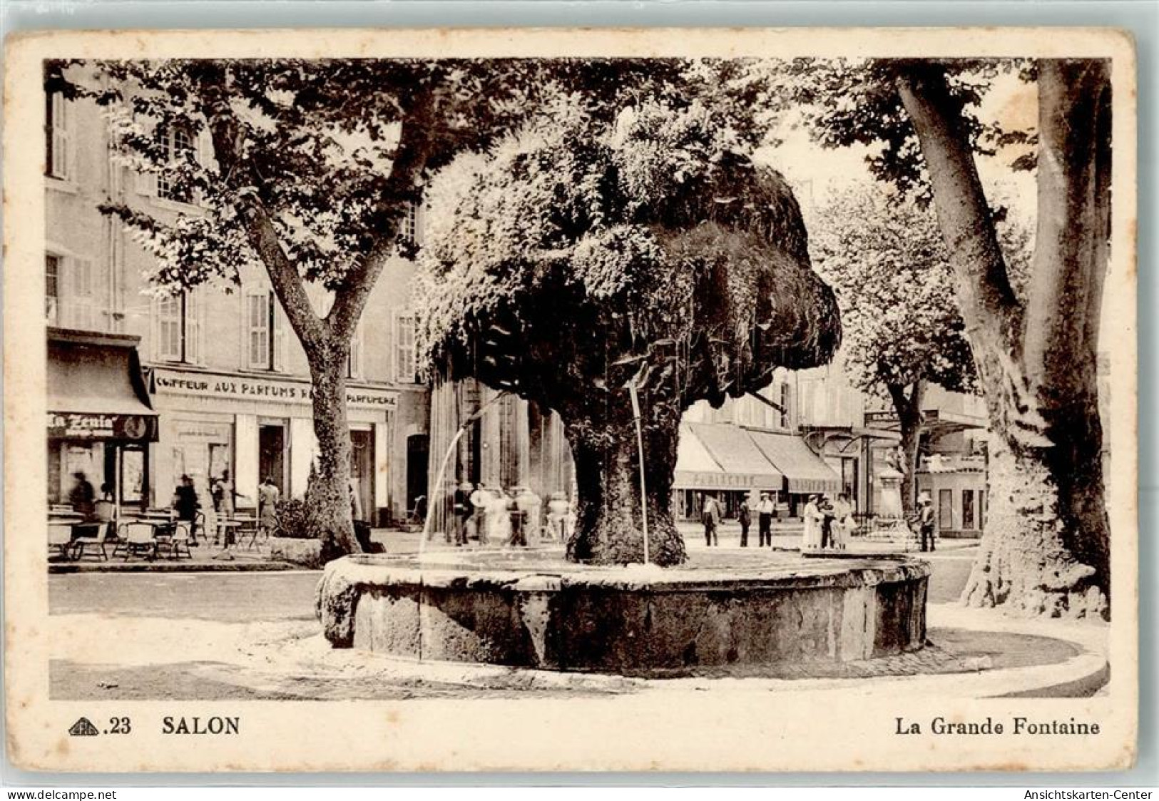 39470867 - Salon-de-Provence