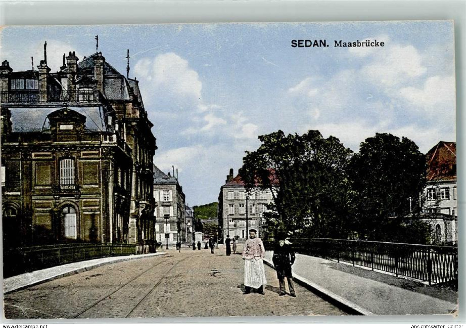 39470913 - Sedan