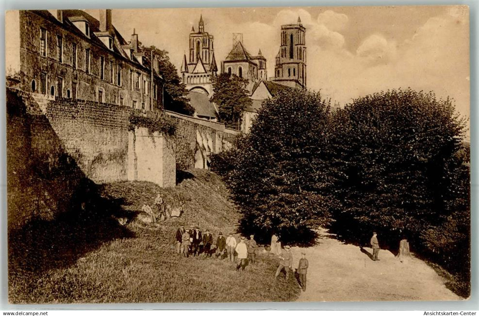39475685 - Laon