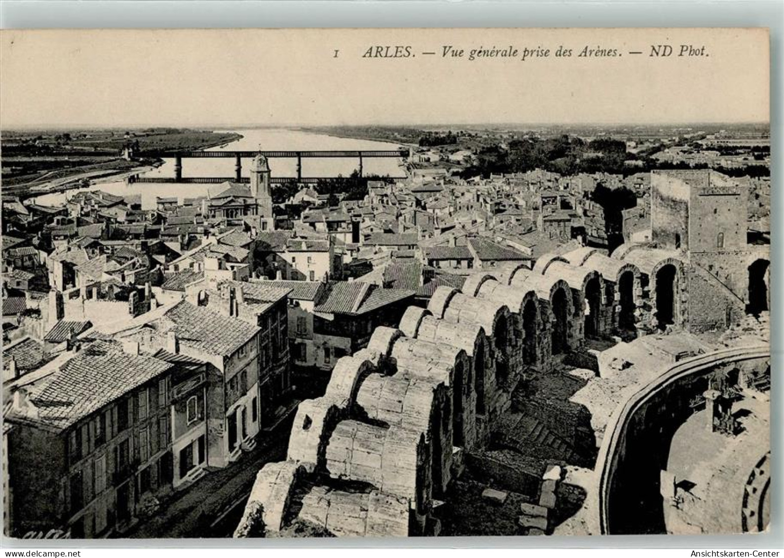 39477569 - Arles