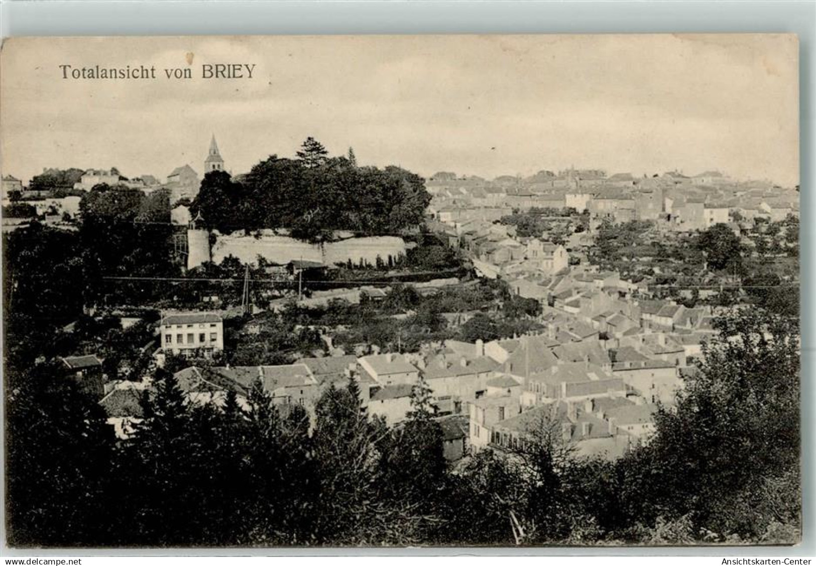 39477885 - Briey