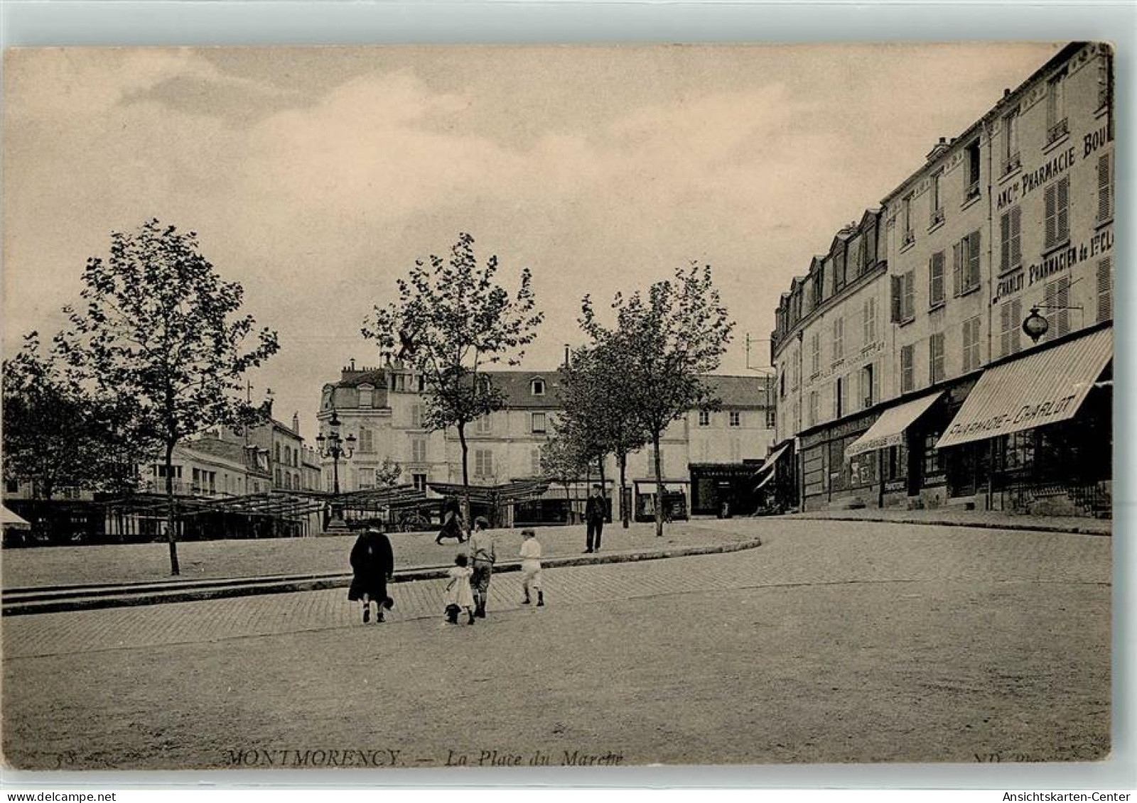 39478360 - Montmorency