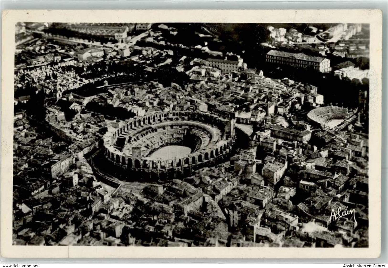 39480475 - Arles
