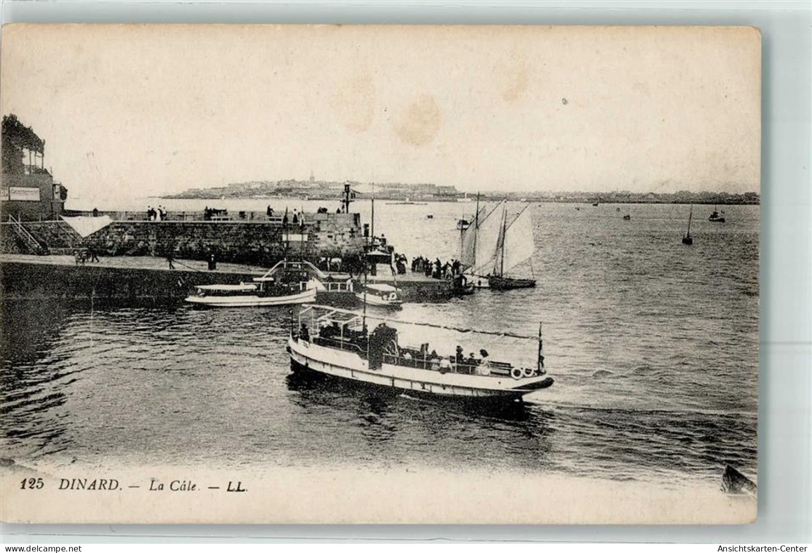 39480638 - Dinard