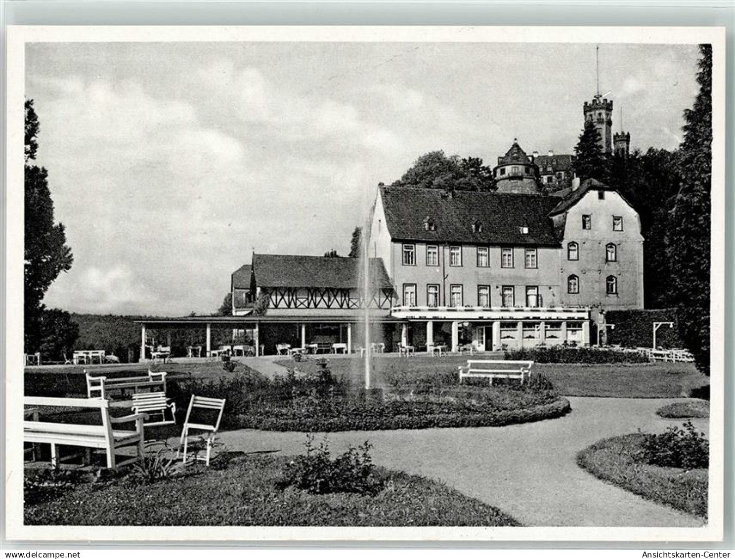 39523399 - Schaumburg Schloss