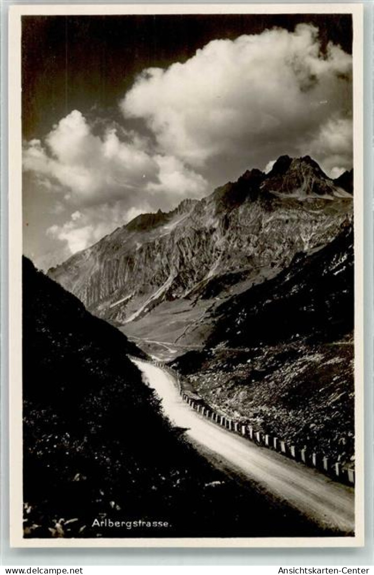 39533317 - St. Anton am Arlberg