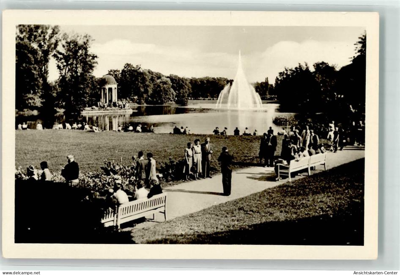 39544287 - Markkleeberg