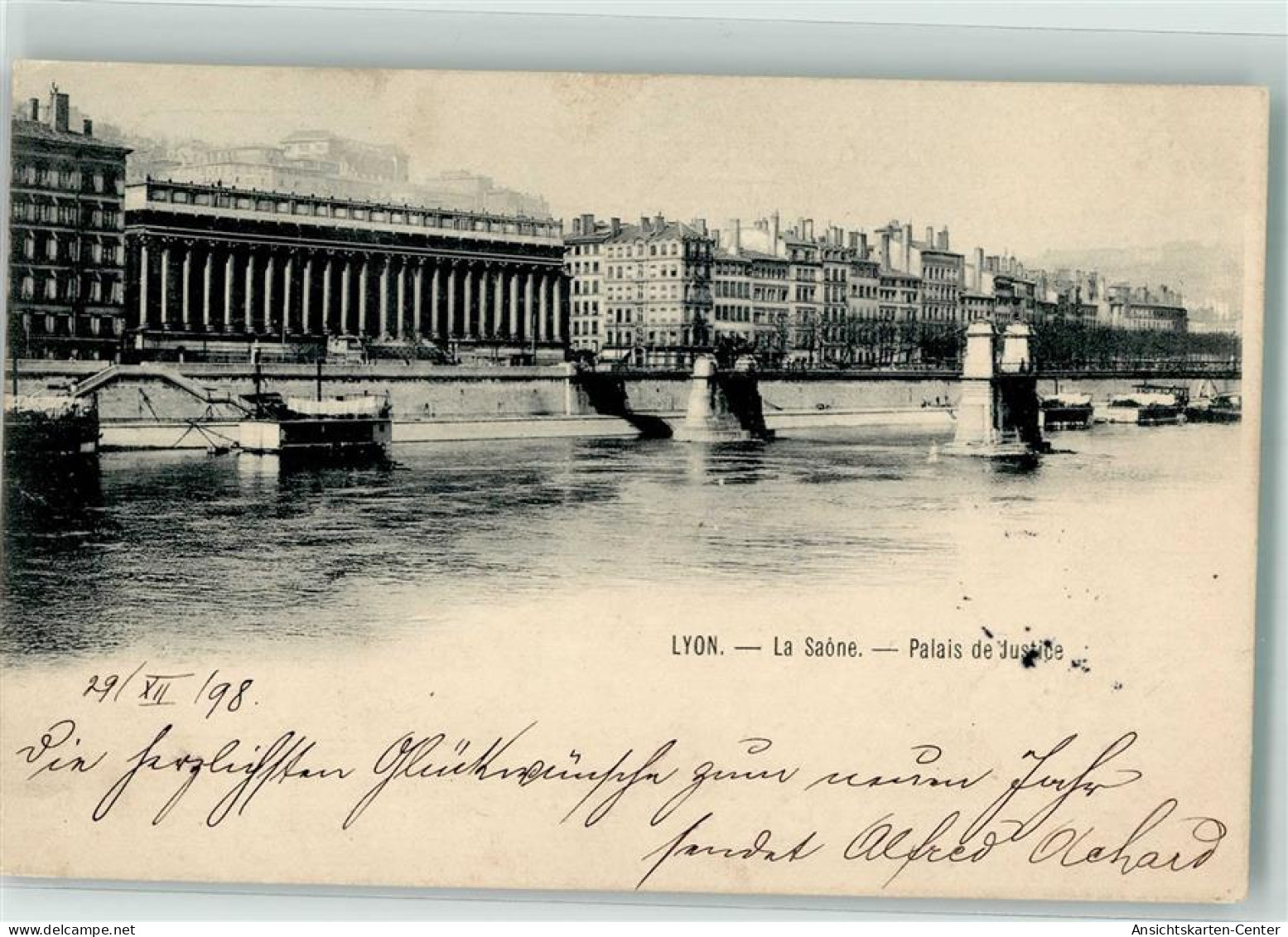 39638679 - Lyon