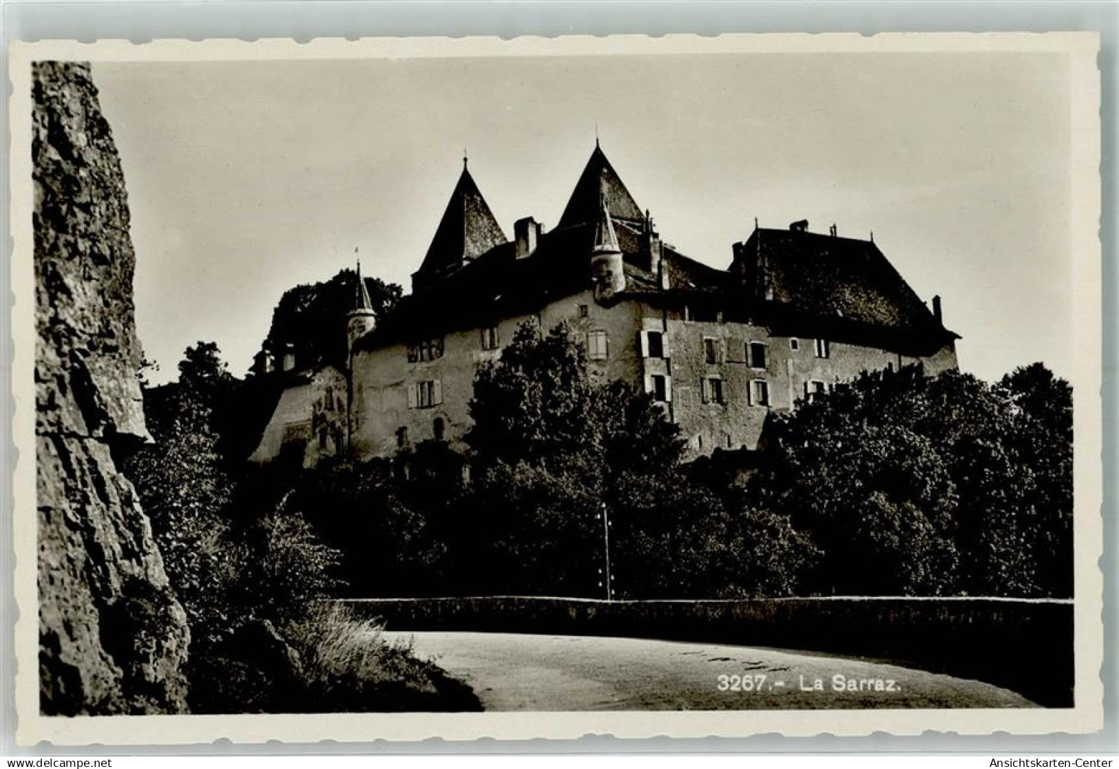 39694264 - La Sarraz