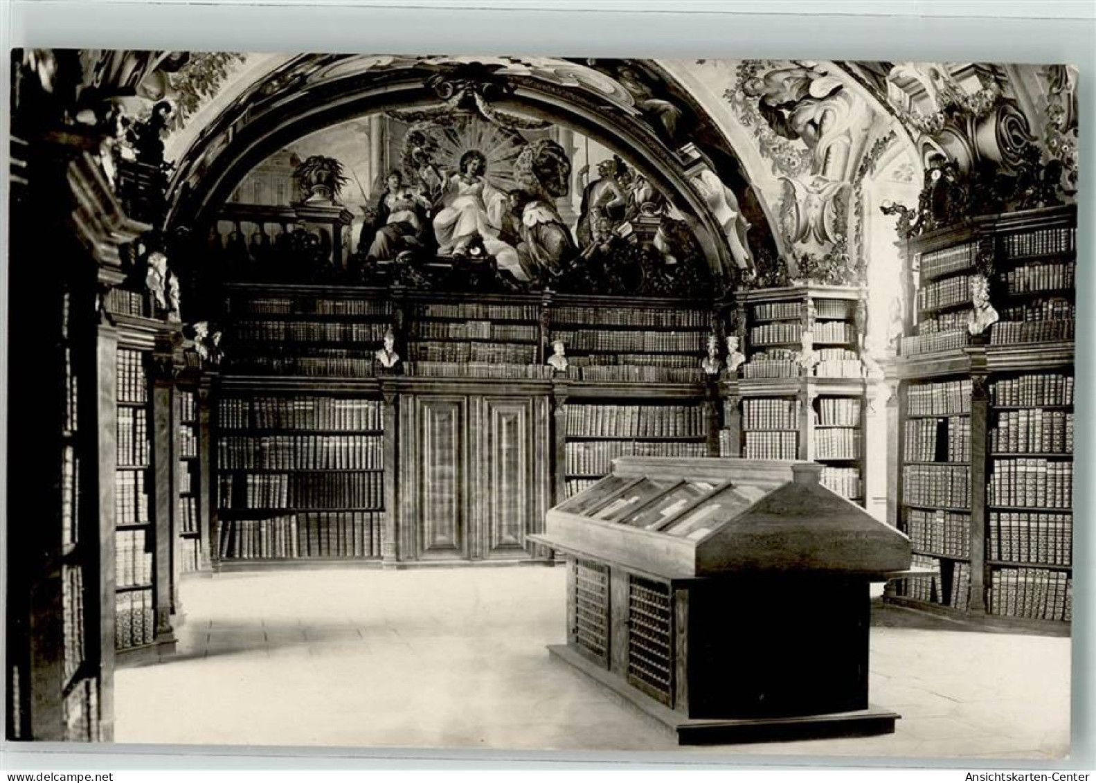 39702966 - Heiligenkreuz