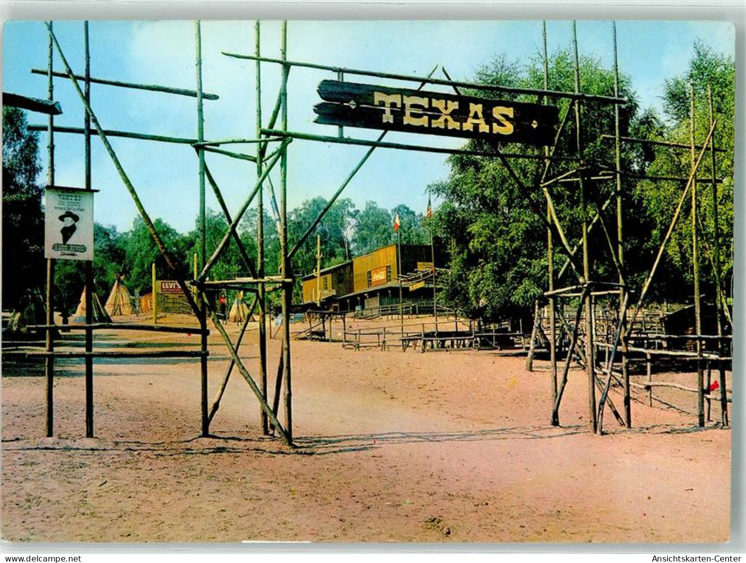 39753049 - Ermenonville