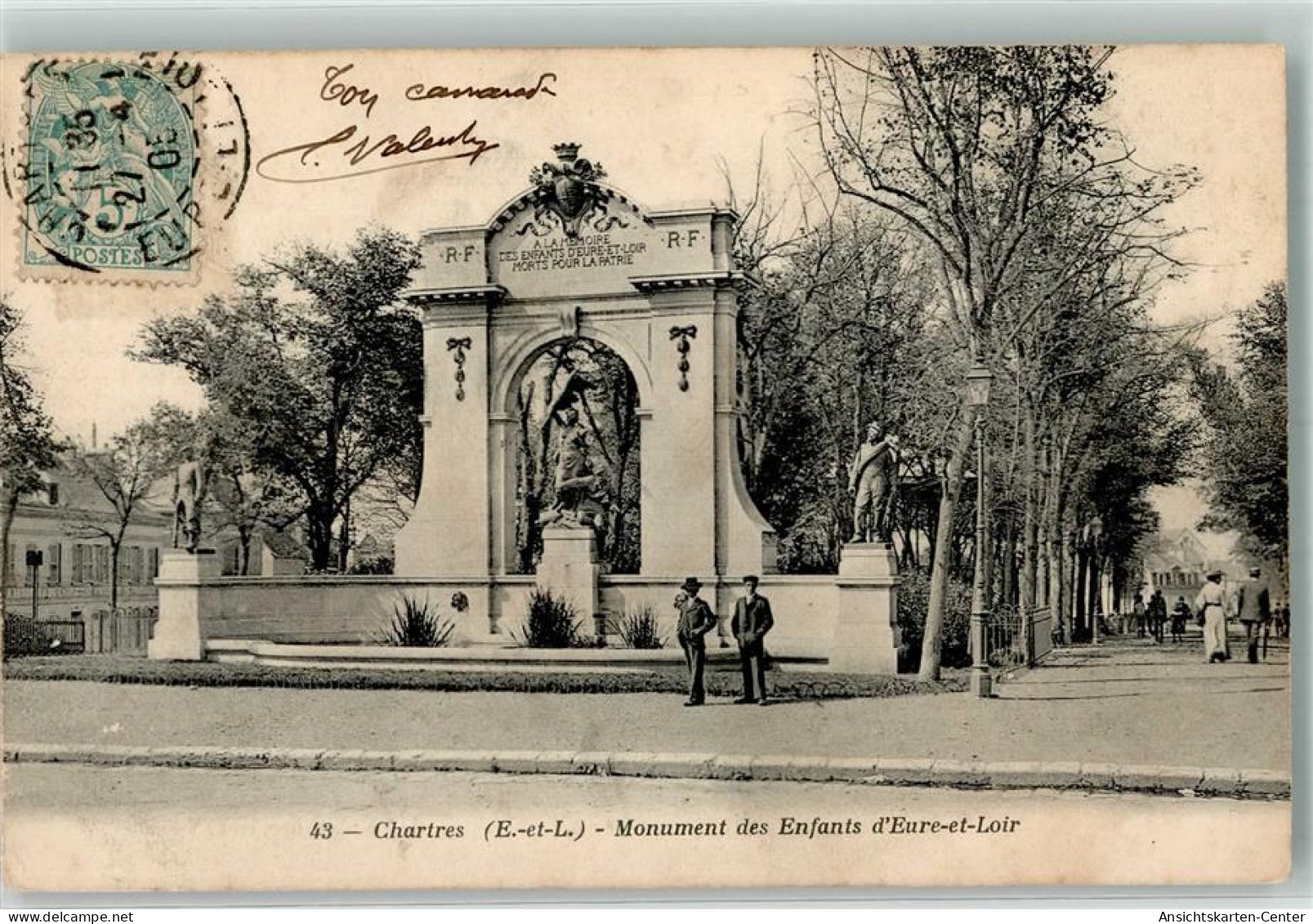 39755788 - Chartres