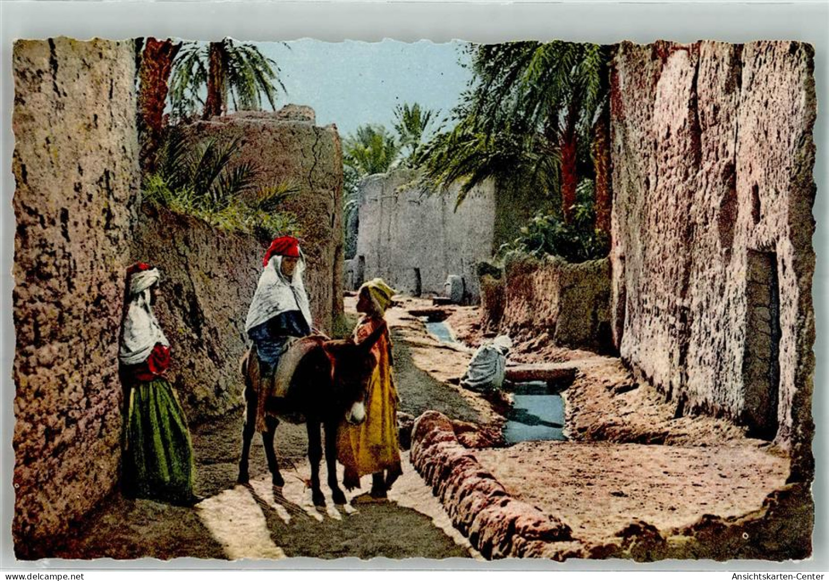 39897048 - Scenes & Types Afrique du Nord  Un village du Sud Esel