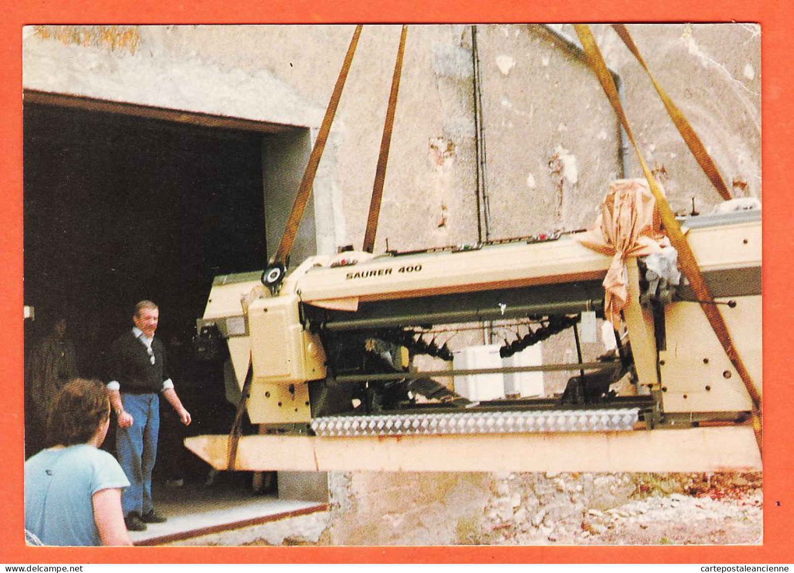 39935  VIELMUR-sur-AGOUT 81-Tarn (•◡•) Usine Textile Déchargement Matériel SAURER 400  APA-POUX 1 Textiles Sud-Ouest