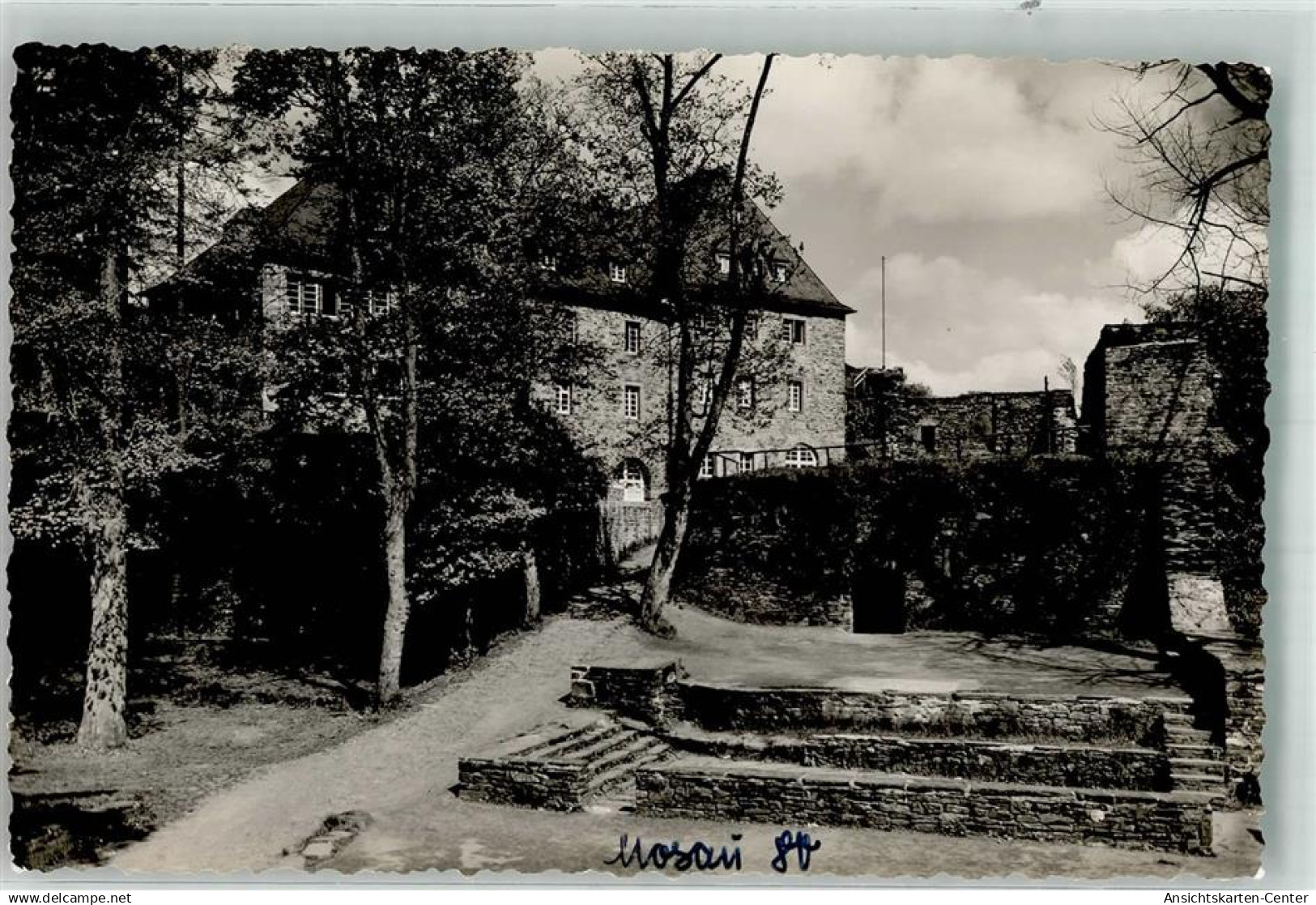 39935123 - Monschau