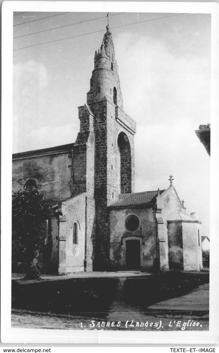 40 SABRES - l'église