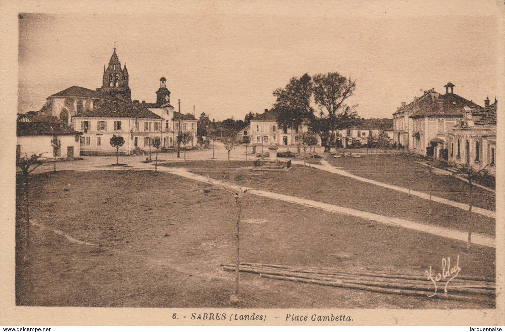40 - SABRES - Place Gambetta