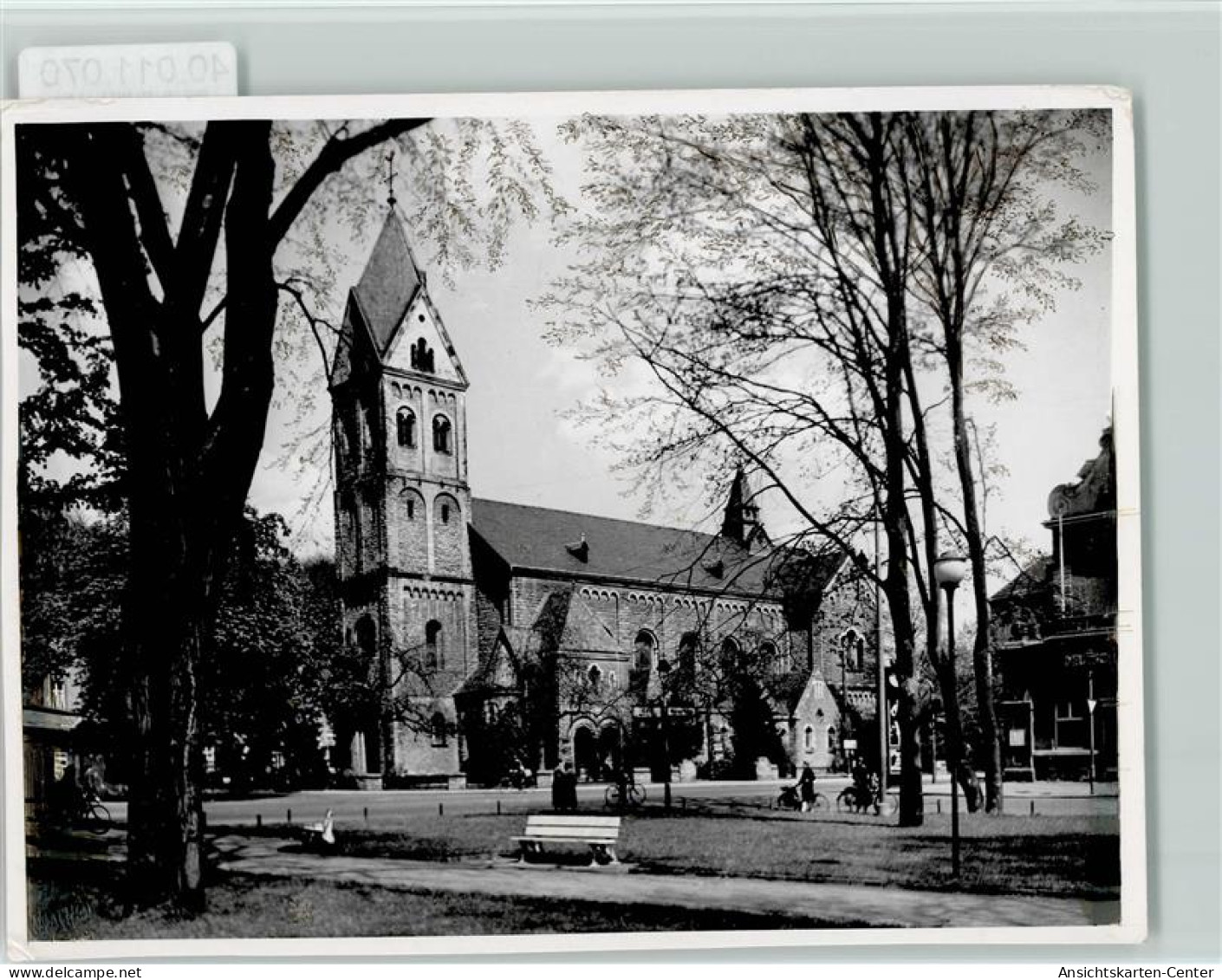 40011070 - Bergisch Gladbach