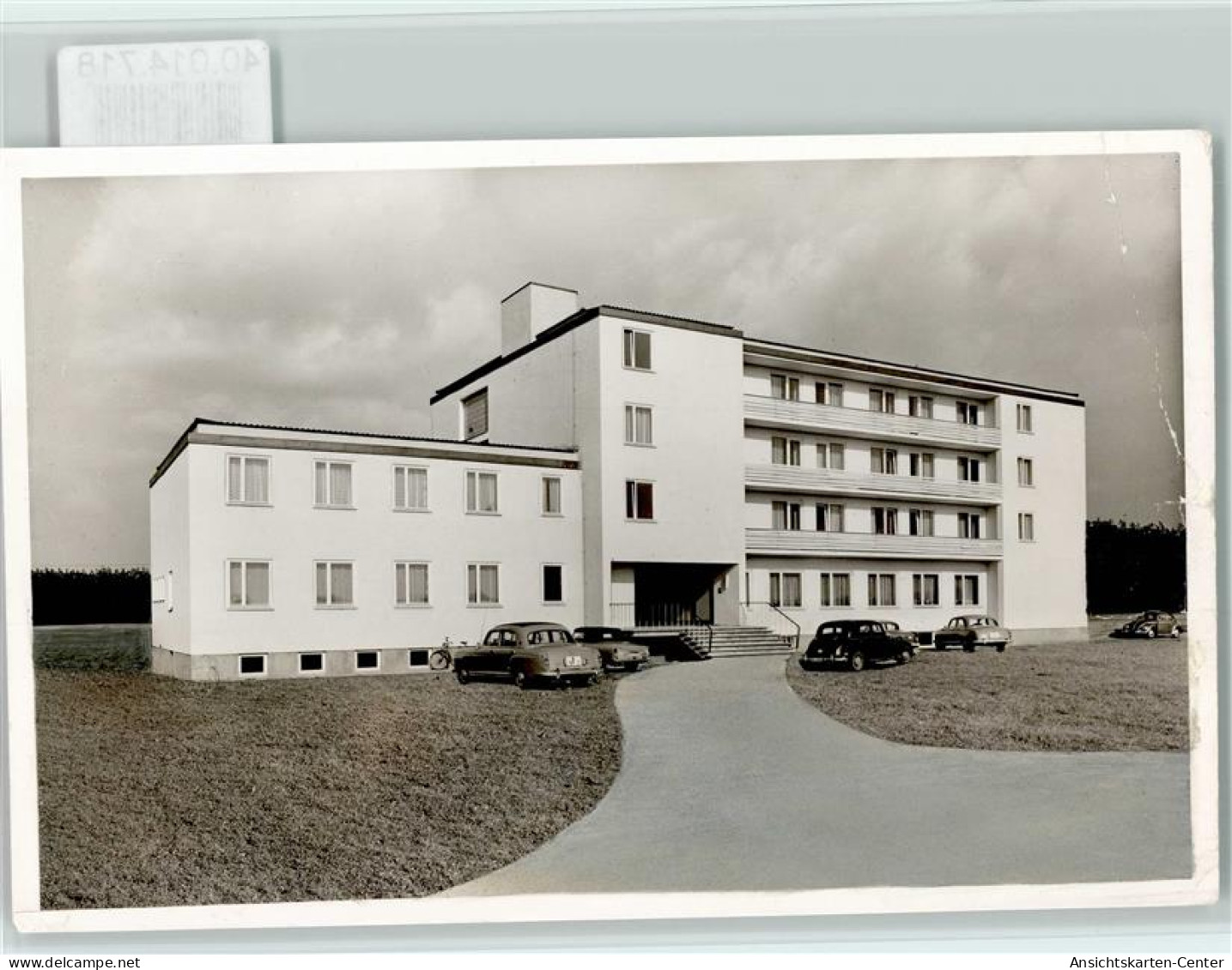 40014718 - Bad Fuessing