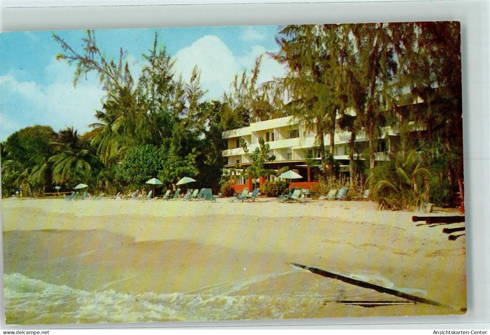 40162179 - St. James