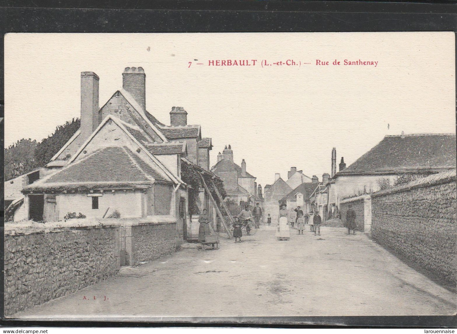 41 - HERBAULT - Rue de Santhenay