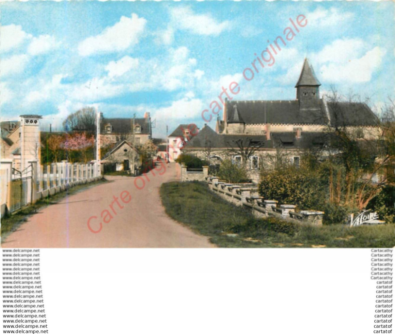 41.  NOYERS SUR CHER .  Vue générale . L'Eglise .