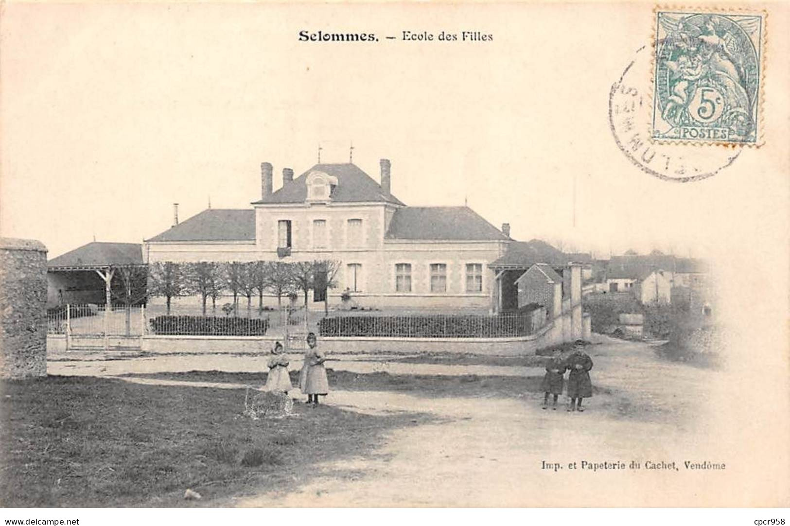 41 - SELOMMES - SAN34085 - Ecole des Filles - Pli