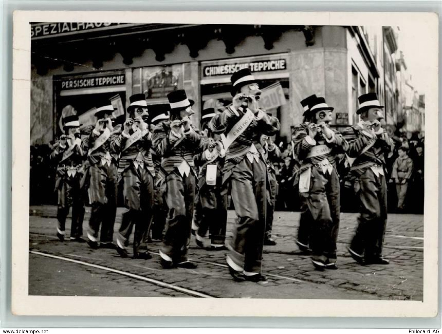 4133 Pratteln Gebrauchsspuren Musikgruppe Umzug Teppich-Geschäft - 13117282