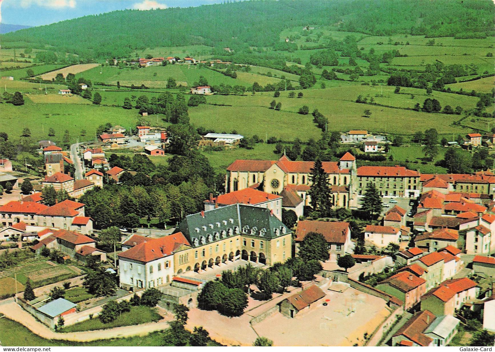 42 BELMONT DE LA LOIRE LA MAISON FAMILIALE