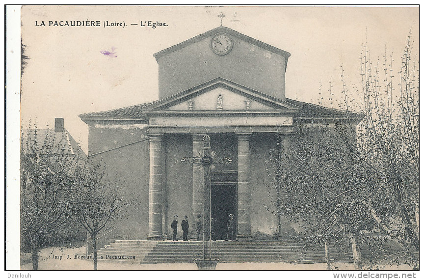 42 // LA PACAUDIERE   l'église