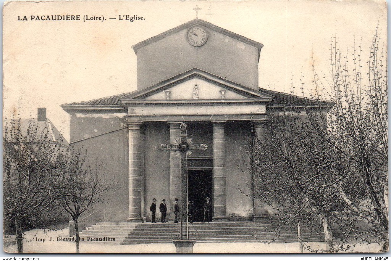 42 LA PACAUDIERE - l'eglise.