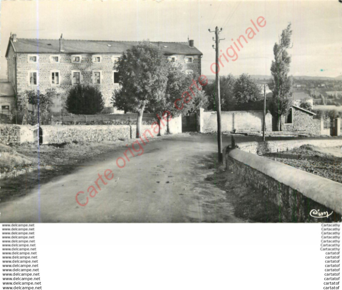 43.  LOUDES .  Colonie de Vacances .