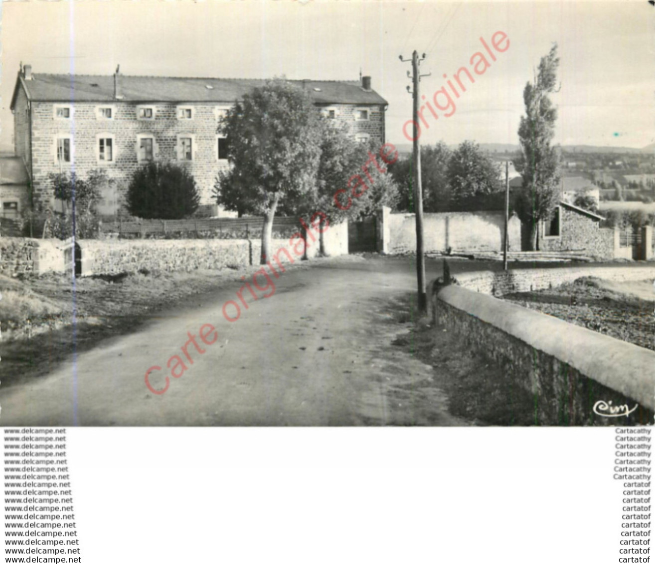 43.  LOUDES .  Colonie de Vacances .