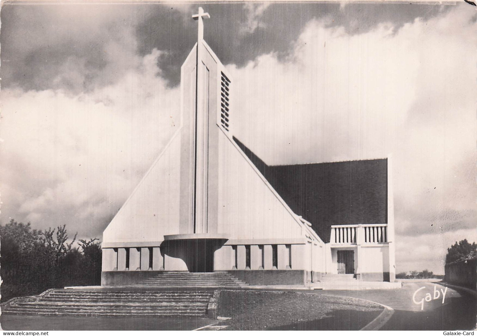 44 BOUAYE NOUVELLE EGLISE DE BOUAYE