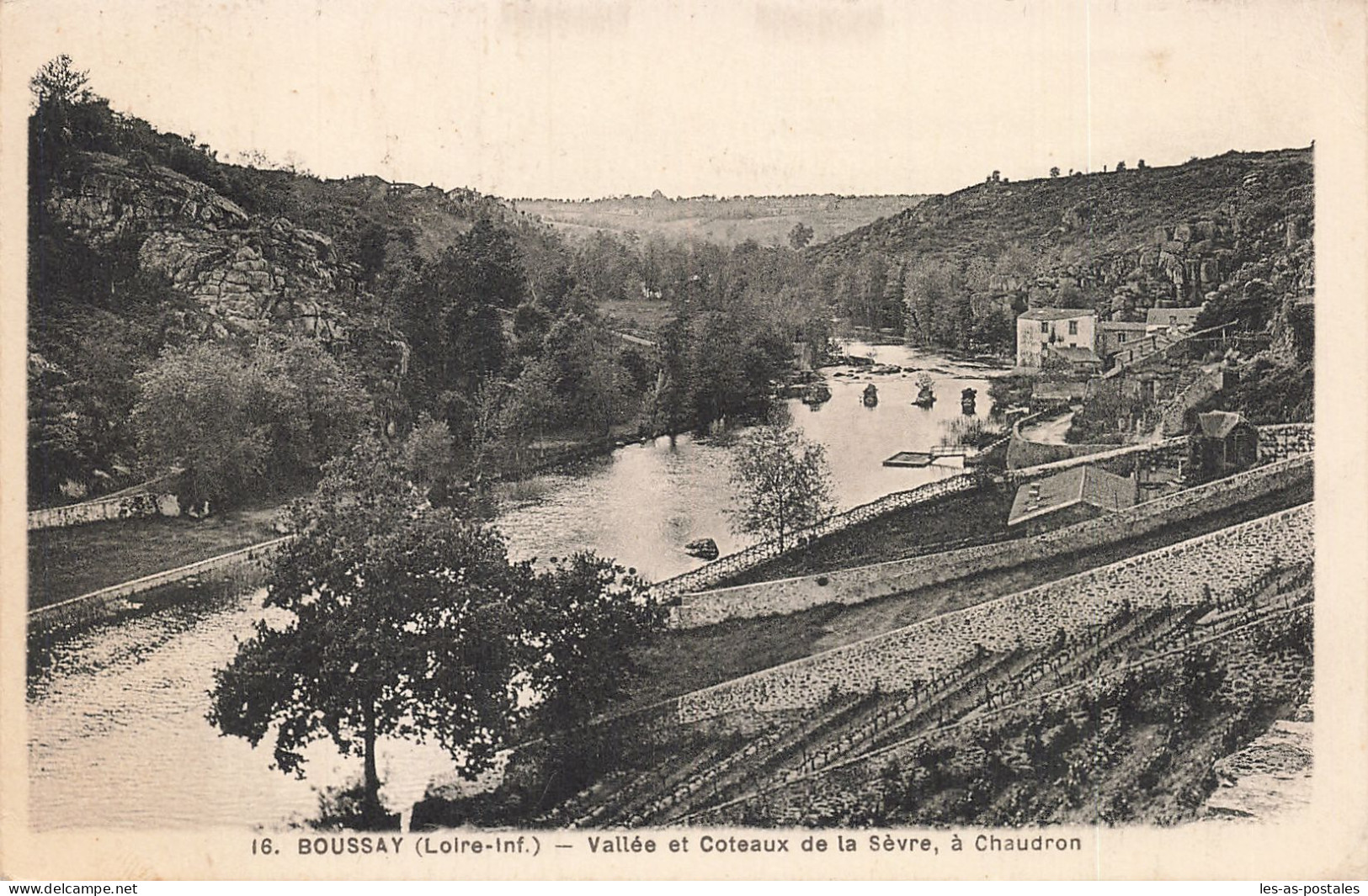 44 BOUSSAY A CHAUDRON