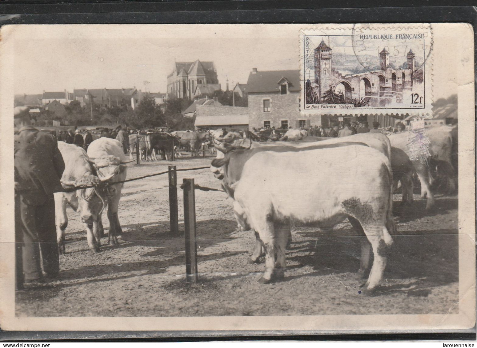 44 - HERBIGNAC - Le Champ de Foire