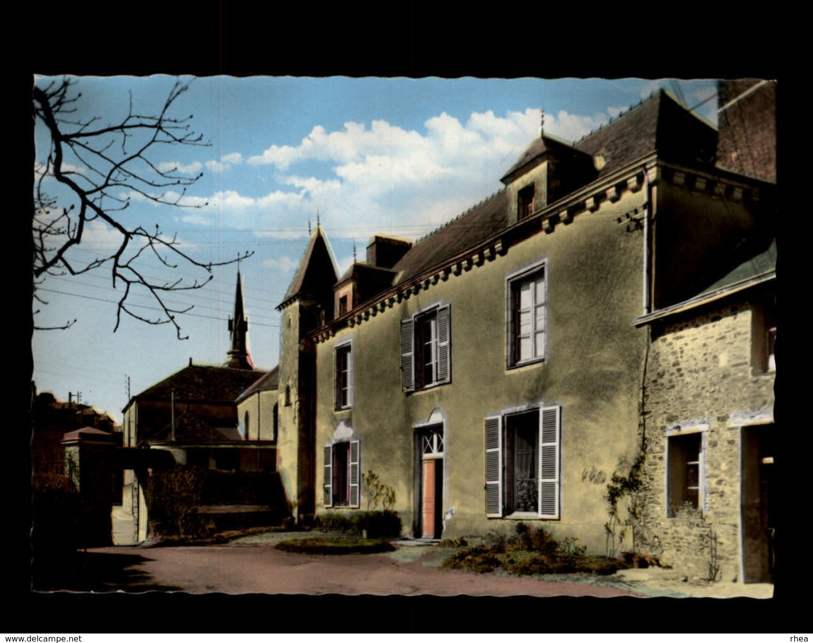 44 - LIGNE - chateau