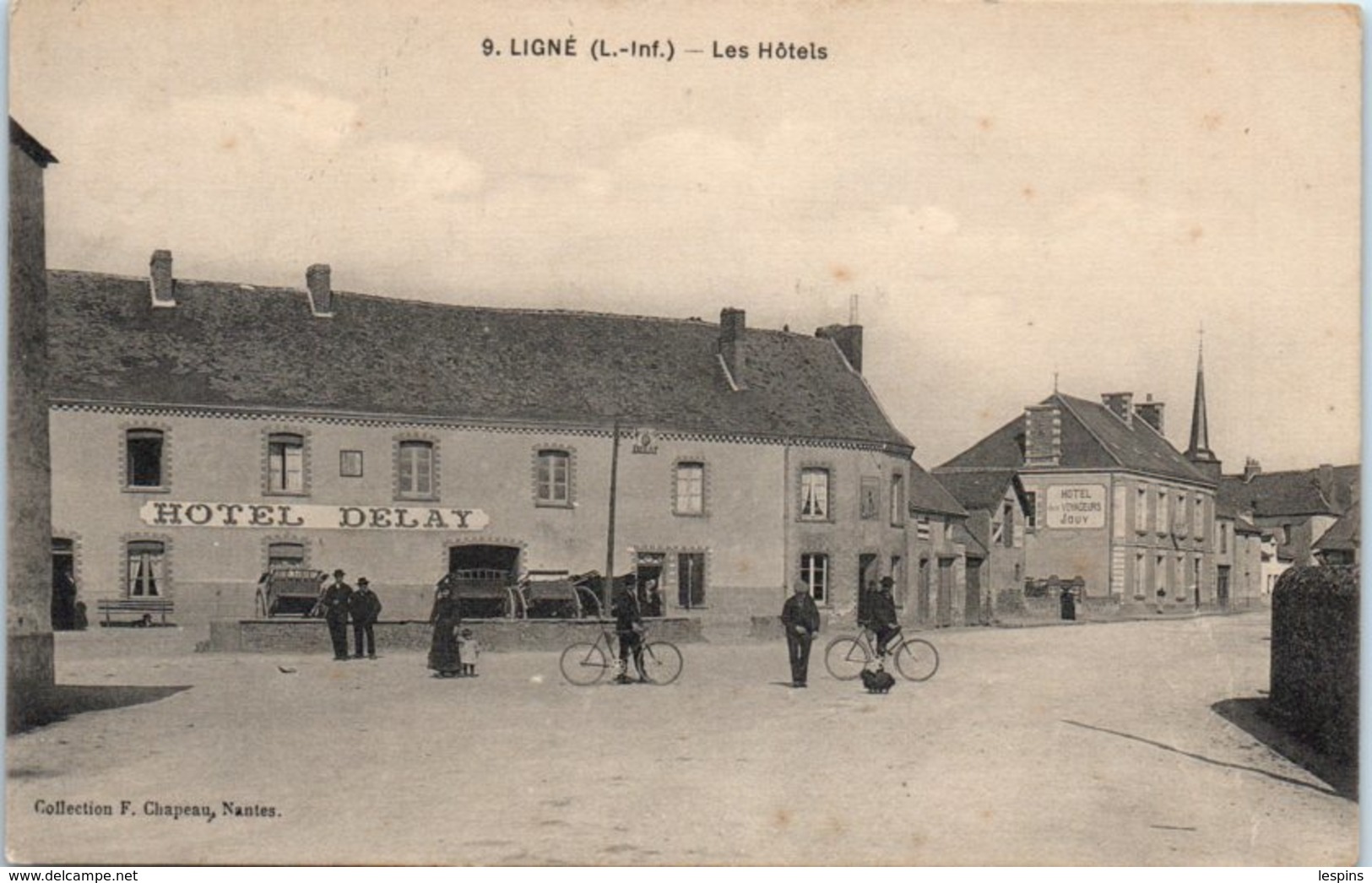 44 - LIGNE -- Les Hôtels