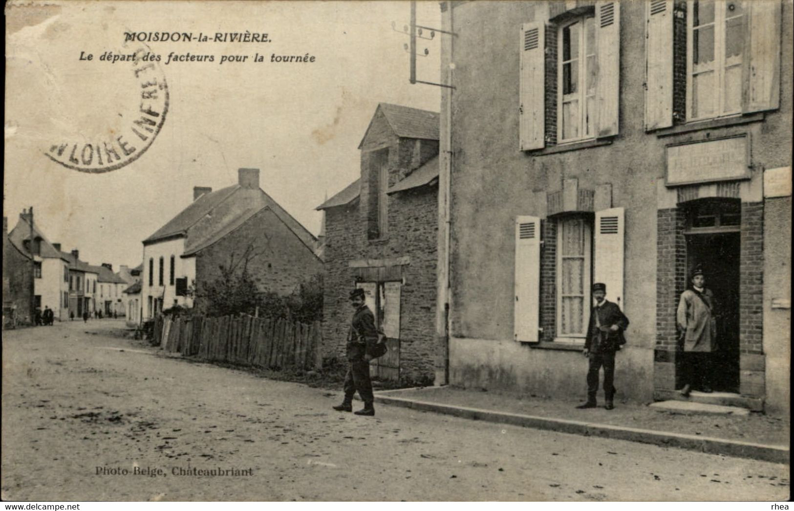 44 - MOISDON-LA-RIVIERE - poste - départ des facteurs