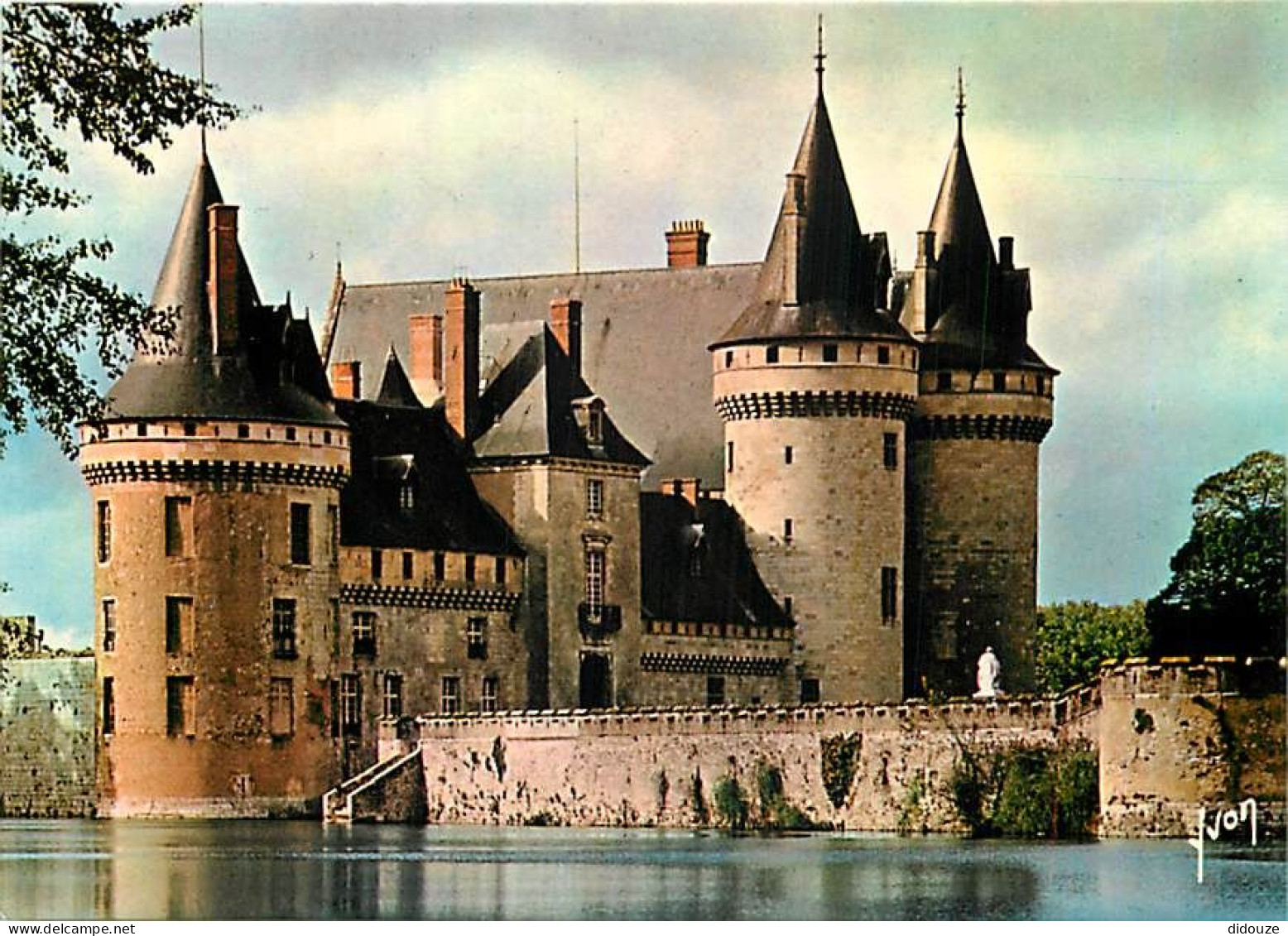 45 - Sully sur Loire - Le Château - CPM - Voir Scans Recto-Verso