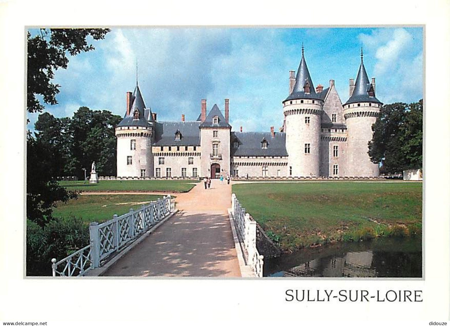 45 - Sully sur Loire - Le Château - CPM - Voir Scans Recto-Verso