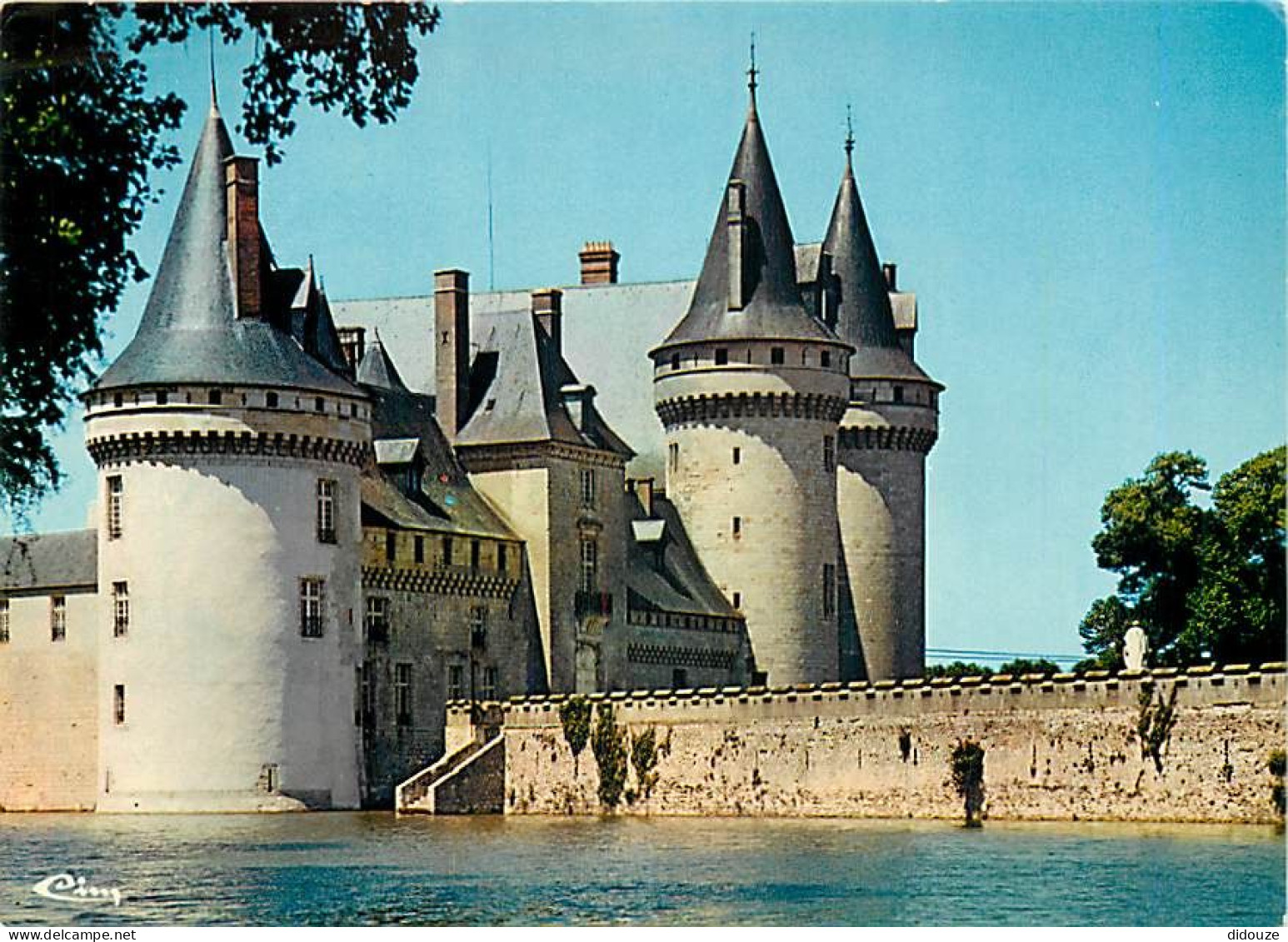 45 - Sully sur Loire - Le Château - CPM - Voir Scans Recto-Verso