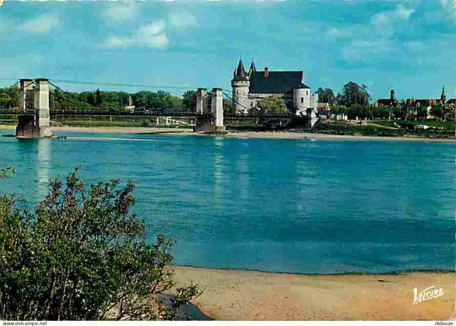 45 - Sully sur Loire - Le Château - Le pont sur la Loire - Carte Neuve - CPM - Voir Scans Recto-Verso